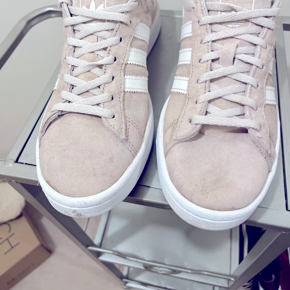 adidas sneaker, excellent shape